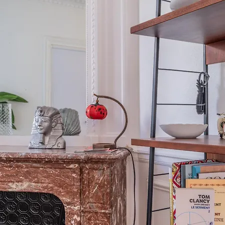 Apartment Parisian Escape And Jacuzzi And Vibes Paris